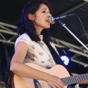 vocal coach, singing teacher, vocal mentor, mentorship, vocal teacher